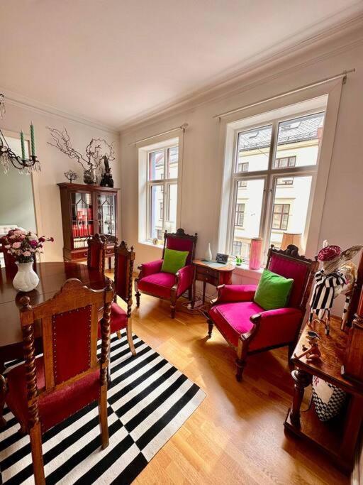 Unik Jugend Leilighet I Sentrum Apartamento Ålesund Exterior foto